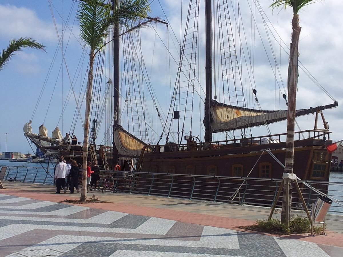 Beach & Port กันดิอา ภายนอก รูปภาพ